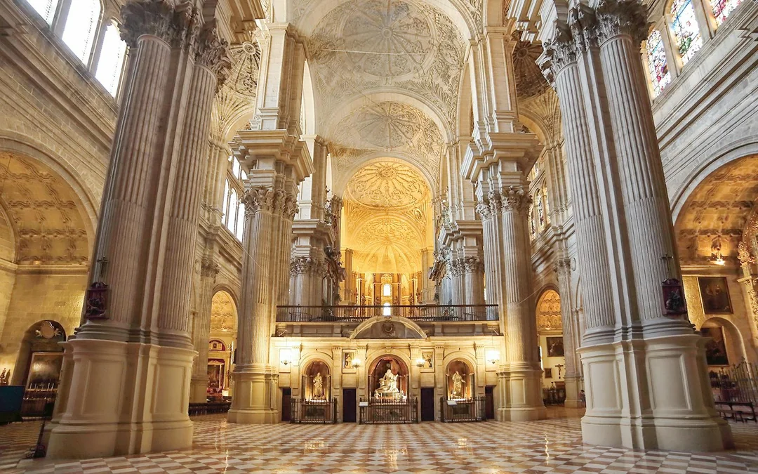 1.5-Hour Guided Tour of Málaga and the Cathedral of Málaga Image 4