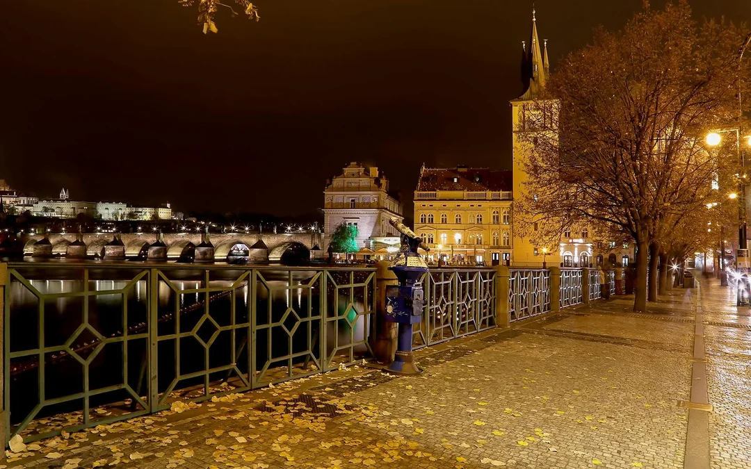 1.5-Hour Guided Walking Tour of the Ghosts & Legends of Prague Image 5