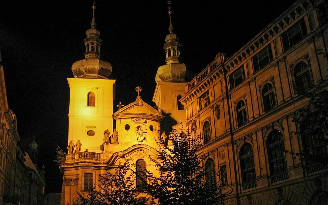 1.5-Hour Guided Walking Tour of the Ghosts & Legends of Prague Image 7