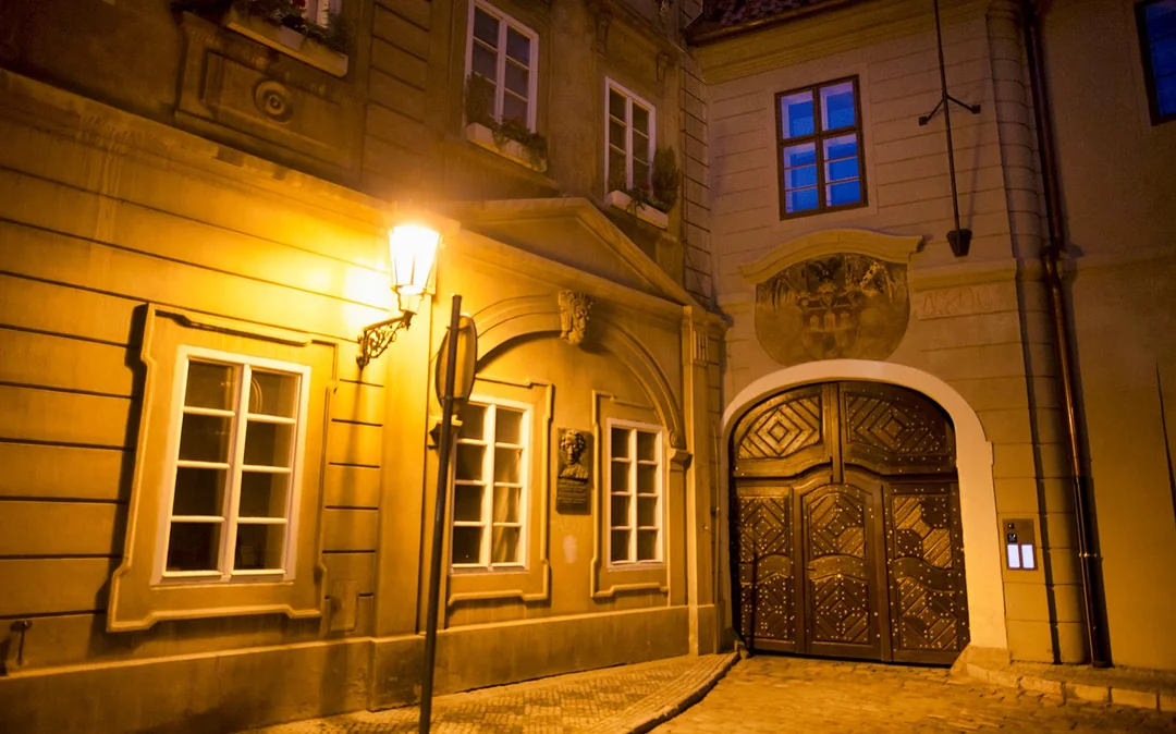 1.5-Hr Guided Walking Tour of Prague Ghosts & Legends of the Old Town Image 3