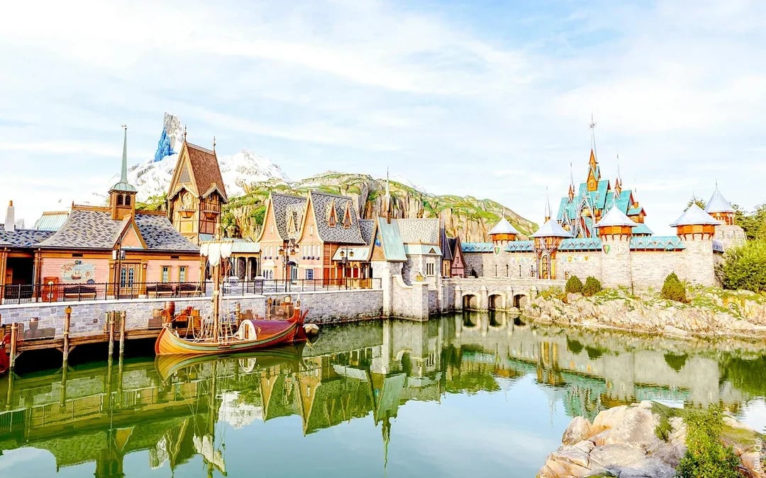 1-Day Ticket to Disneyland® Paris Image 2