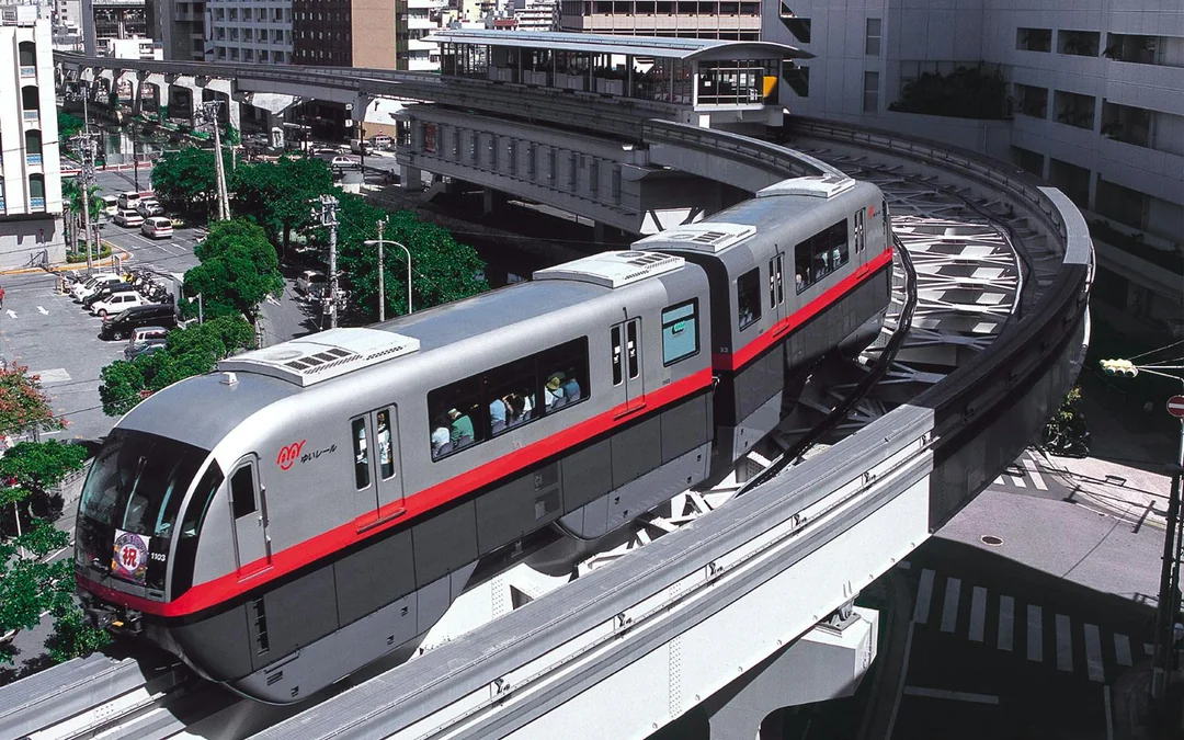 1-Day Yui Rail Pass with Shopping Coupon: Okinawa Image 2
