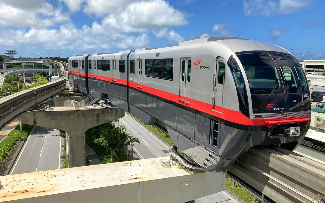1-Day Yui Rail Pass with Shopping Coupon: Okinawa Image 3