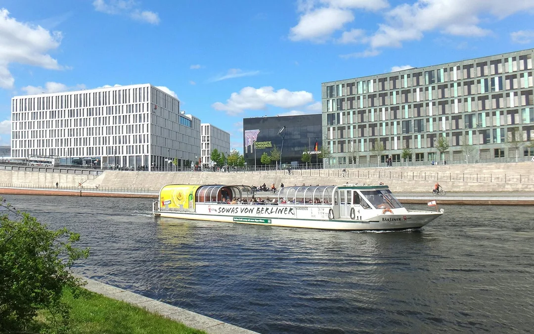 1- Hour Berlin Sightseeing Cruise from Hackascher Markt Image 5