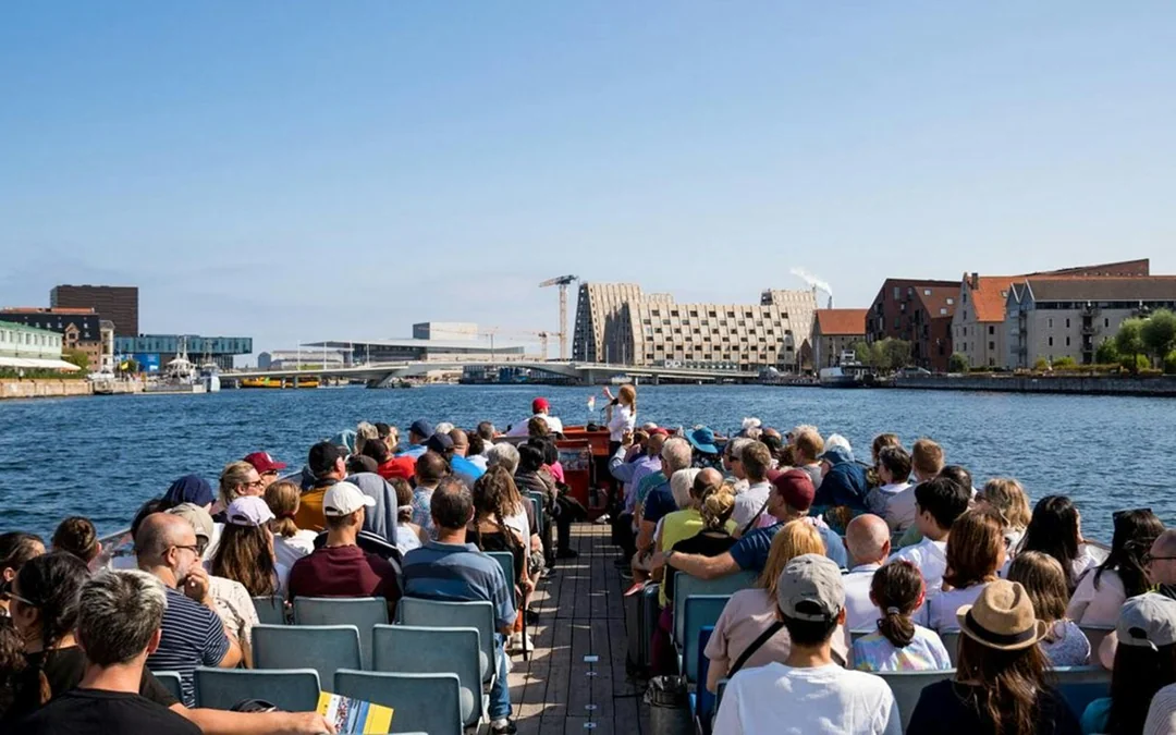 1-Hour Canal Cruise in Copenhagen Image 4