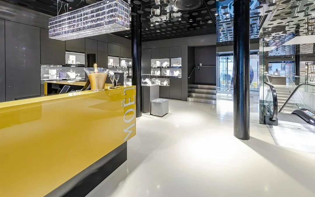1-Hour Guided Tour of Vienna’s Swarovski House with Champagne & Gift Image 6