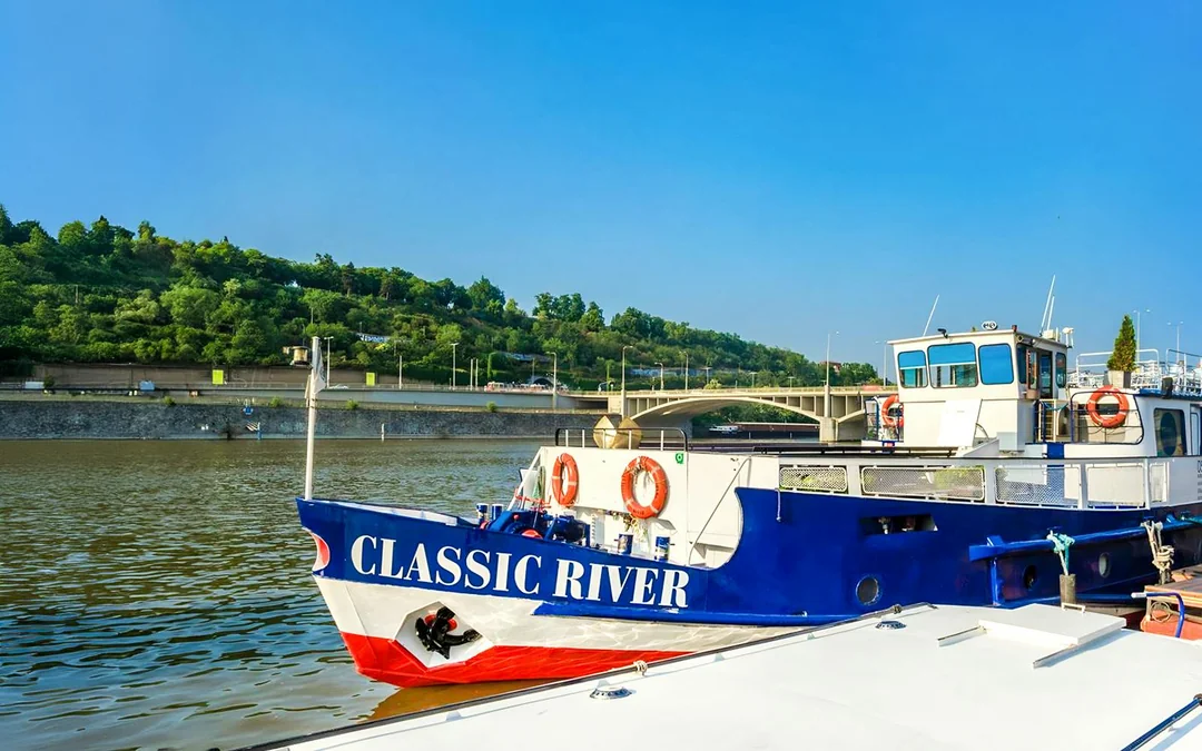 1-Hour Panoramic Sightseeing Cruise in Prague with Online Audio Guide Image 11