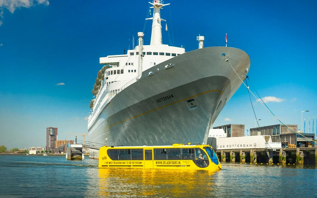 1-Hour Rotterdam Sightseeing Splashboat Tour Image 2