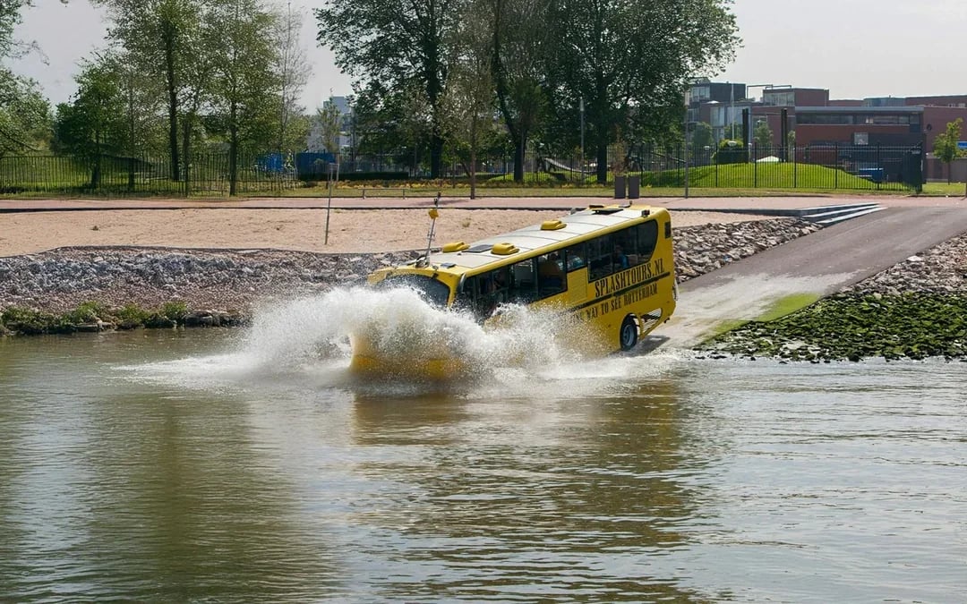 1-Hour Rotterdam Sightseeing Splashboat Tour Image 7