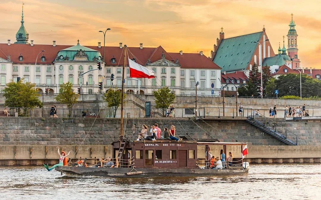 1-Hour Traditional Galar Cruise on Vistula River Image 8