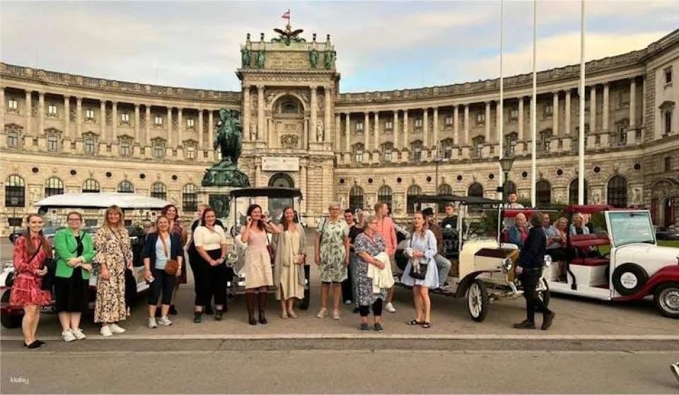 10 Seater Electric Classic Car Tour in Vienna