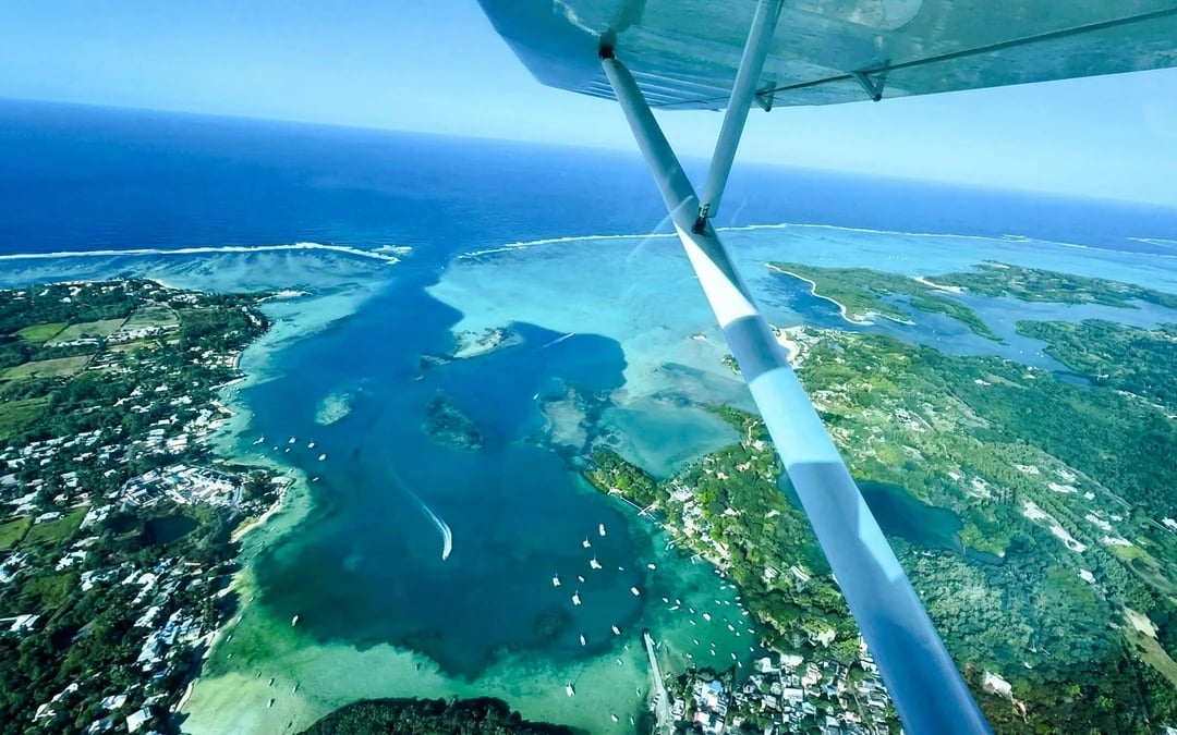 15-Minute Private Scenic Seaplane Tour Image 3