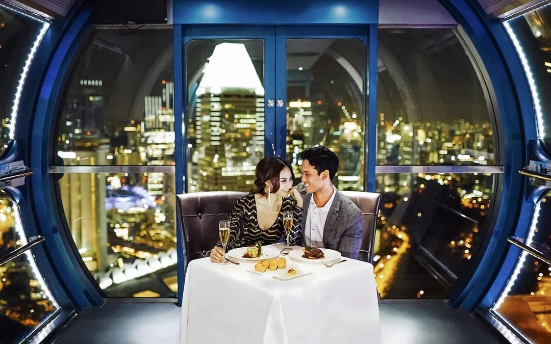 165 Sky Dining by Singapore Flyer Image 6