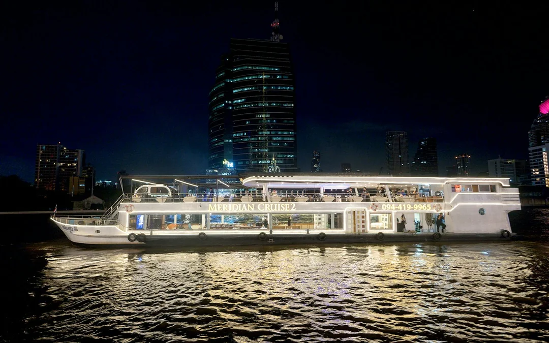 2-Hour Dinner Cruise with Live Entertainment Image 2