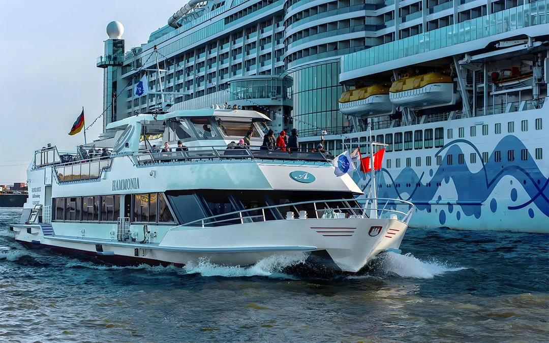 2-Hour Hamburg Harbour Cruise Image 5