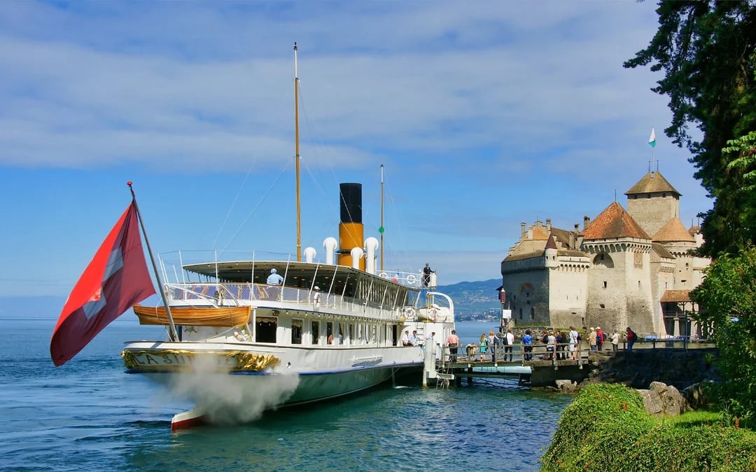 2-Hour Riviera Cruise from Vevey Image 3