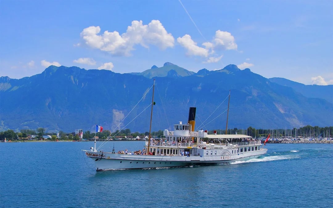 2-Hour Riviera Cruise from Vevey Image 4