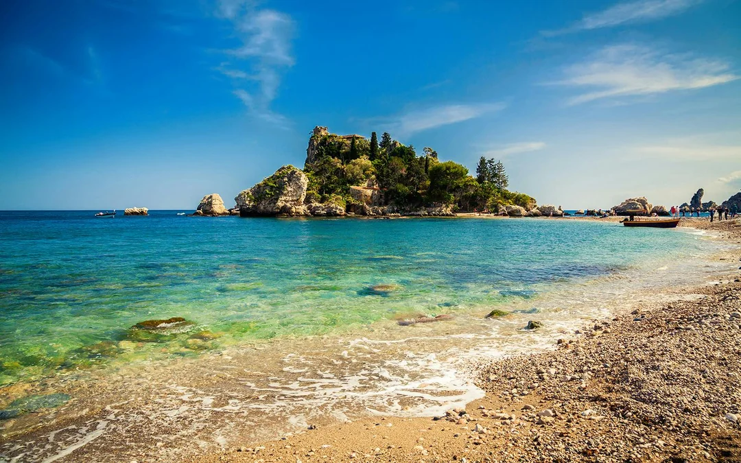 2-Hour Sightseeing Cruise in Giardini Naxos Taormina Isola Bella Image 4