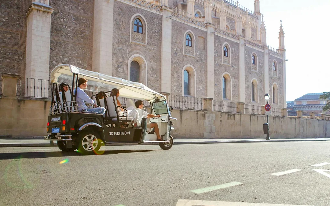 2-hour Welcome Madrid Tuk-Tuk Tour  Image 2