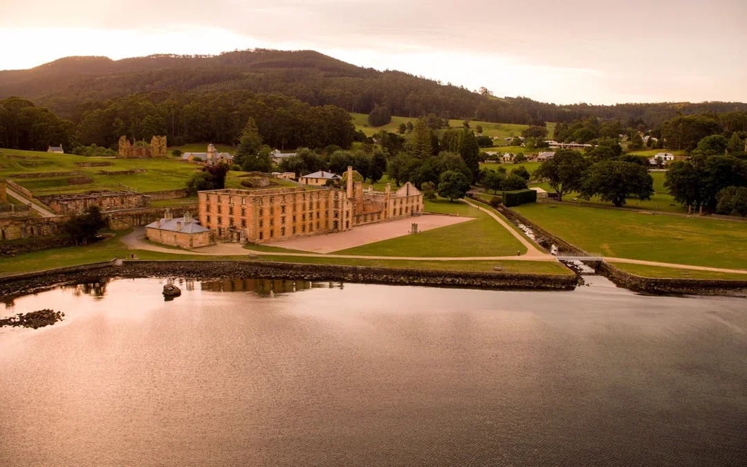 3 Day Tasmanian Highlights Bundle 1 – Hobart, Port Arthur an Image 4