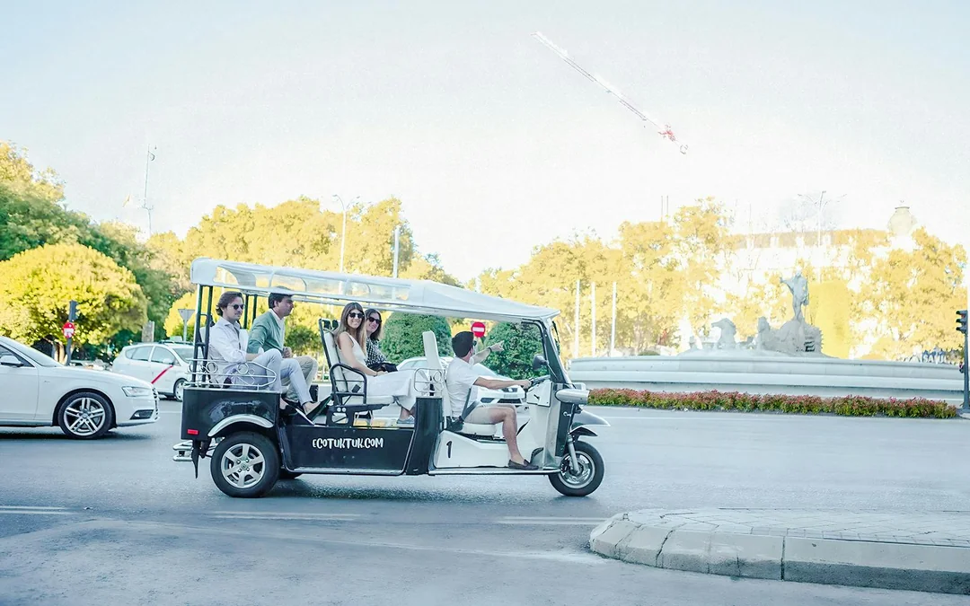 3-hour Expert Madrid Tuk-Tuk Tour Image 4