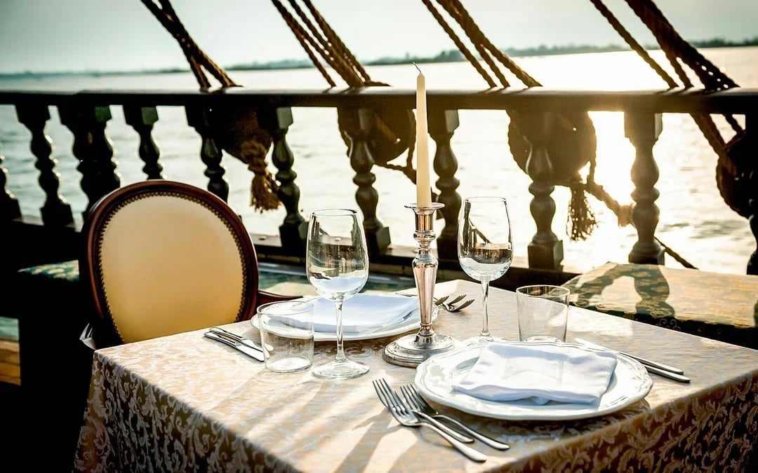 3-Hour Galleon Dinner Cruise in Venice Image 3
