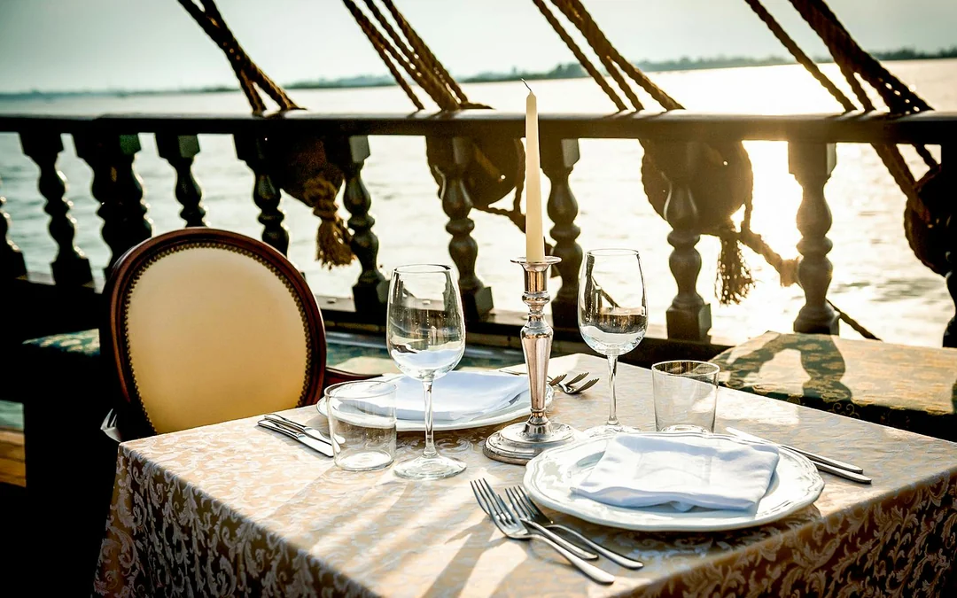 3-Hour Galleon Dinner Cruise in Venice Image 3