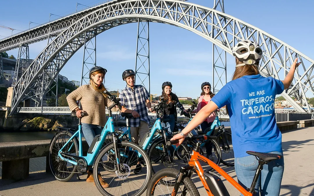 3-Hour Guided Bike Tour of Old Town & Riverside Image 5