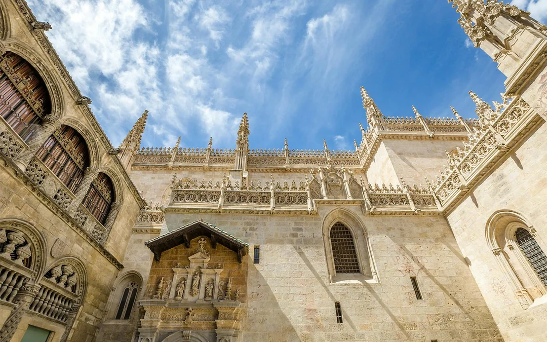 3-Hour Guided Tour of Granada: Cathedral, Royal Chapel & Silk Market Image 5