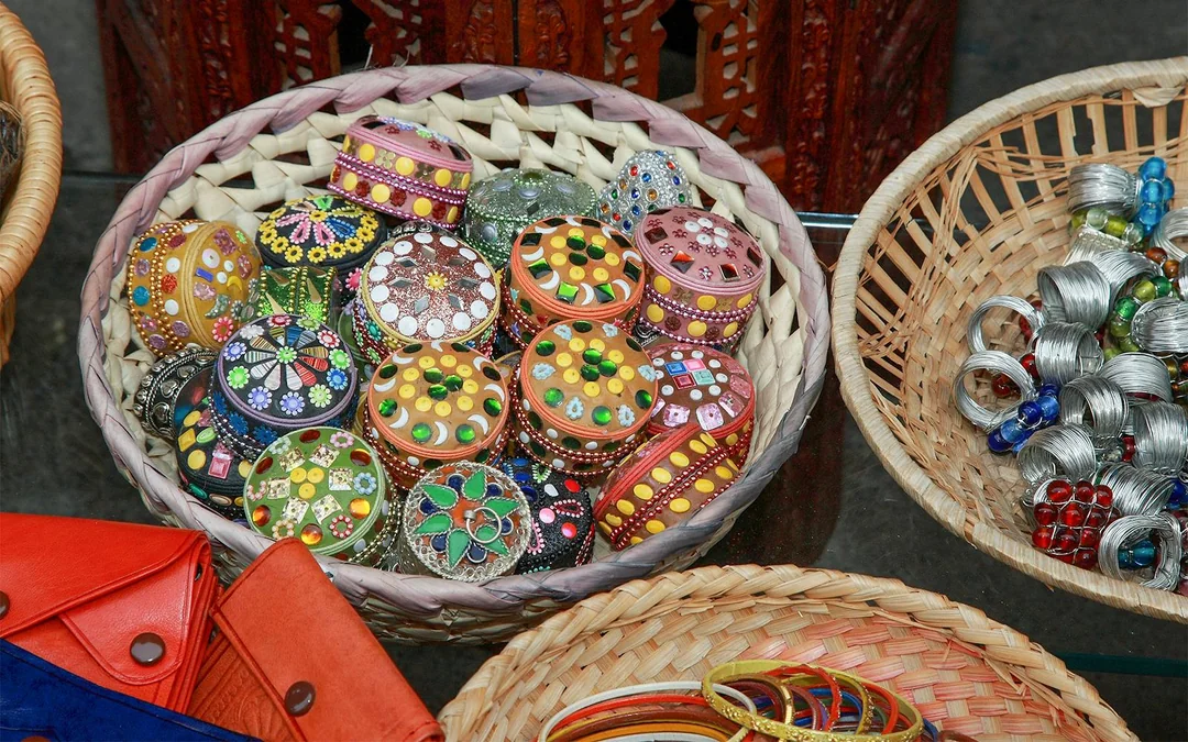 3-Hour Guided Tour of Granada: Cathedral, Royal Chapel & Silk Market Image 8