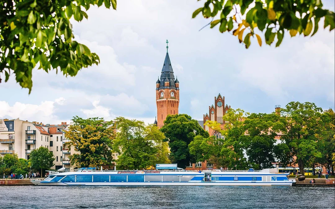 3-Hour Spree Cruise to Müggelsee lake from Berlin-Treptow Image 3