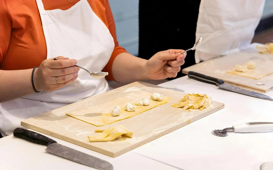3-in-1 Cooking Class in Rome: Fettuccine, Ravioli & Tiramisù Image 2