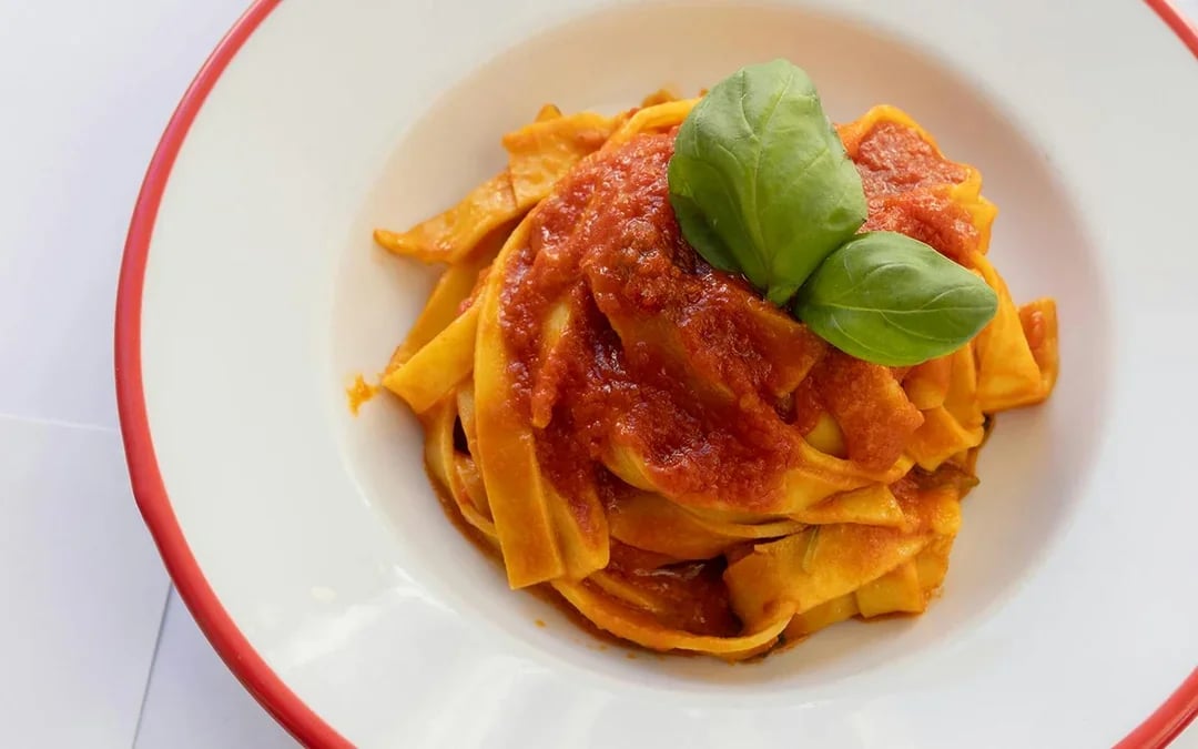 3-in-1 Cooking Class in Rome: Fettuccine, Ravioli & Tiramisù Image 6