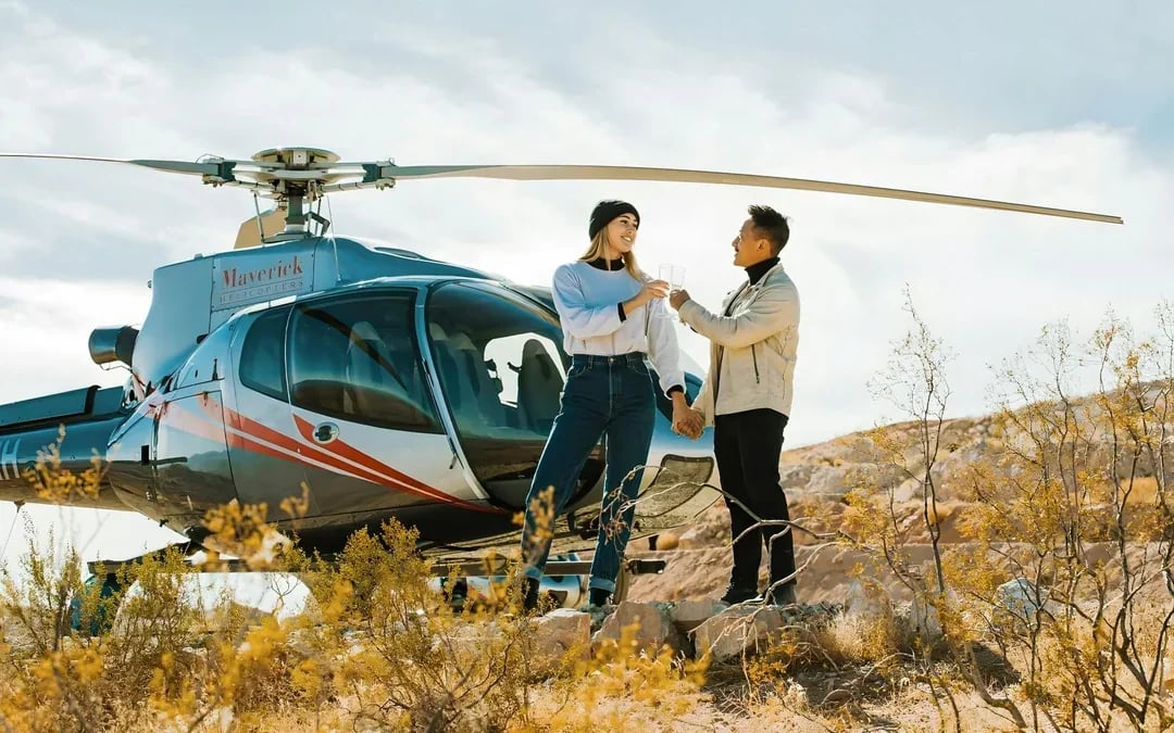 30-min Las Vegas and Red Rock Canyon Helicopter Tour with Vegas Valley Landing Image 2