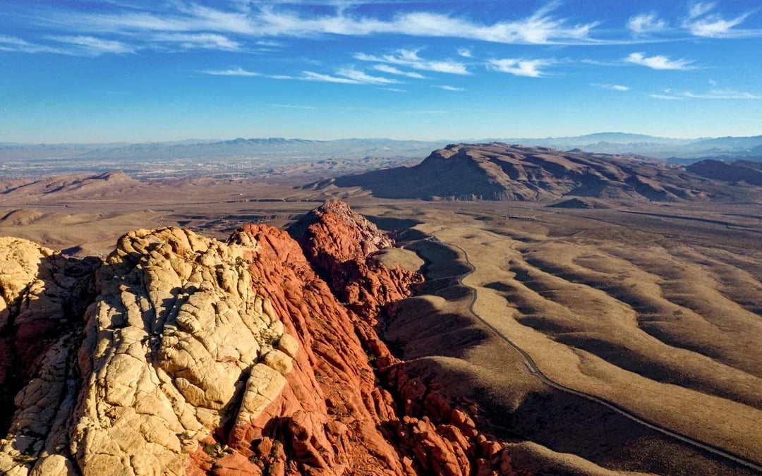 30-min Las Vegas and Red Rock Canyon Helicopter Tour with Vegas Valley Landing Image 4