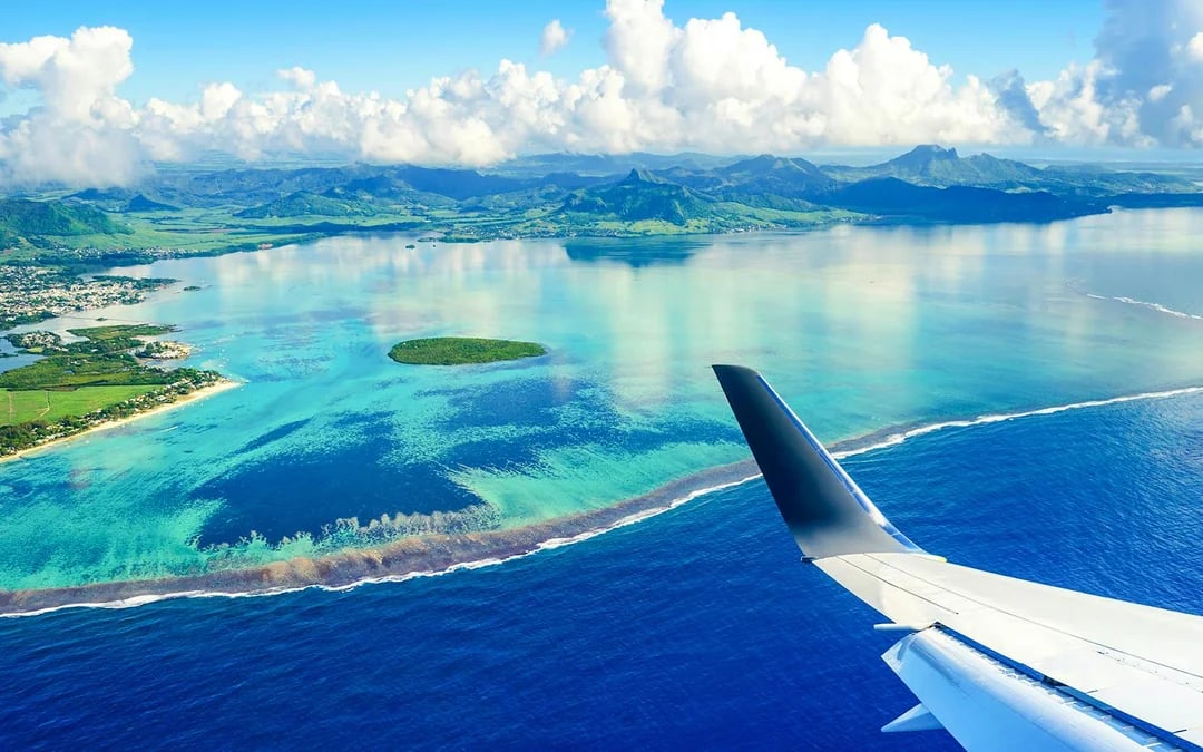 30-Minute Private Scenic Seaplane Tour Image 5