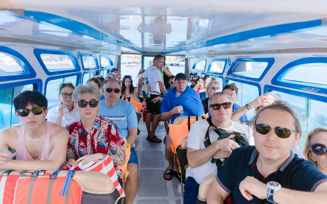 4 Island Tour with Snorkelling, Lunch & Transfers Image 5