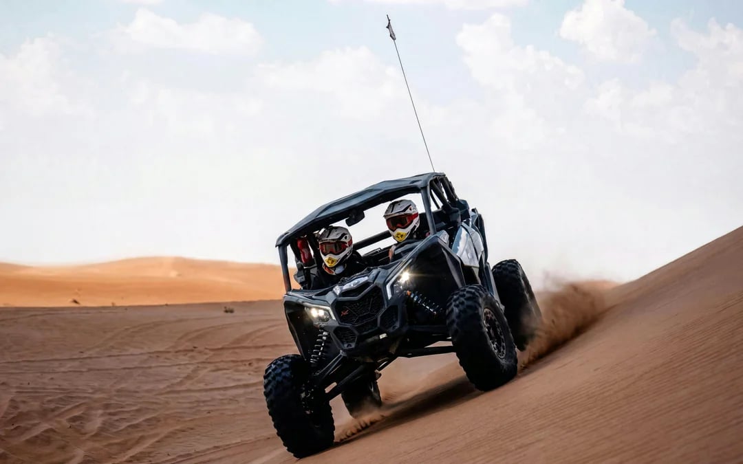 4-Seater Desert Buggy Safari with Dinner & Entertainment Image 5