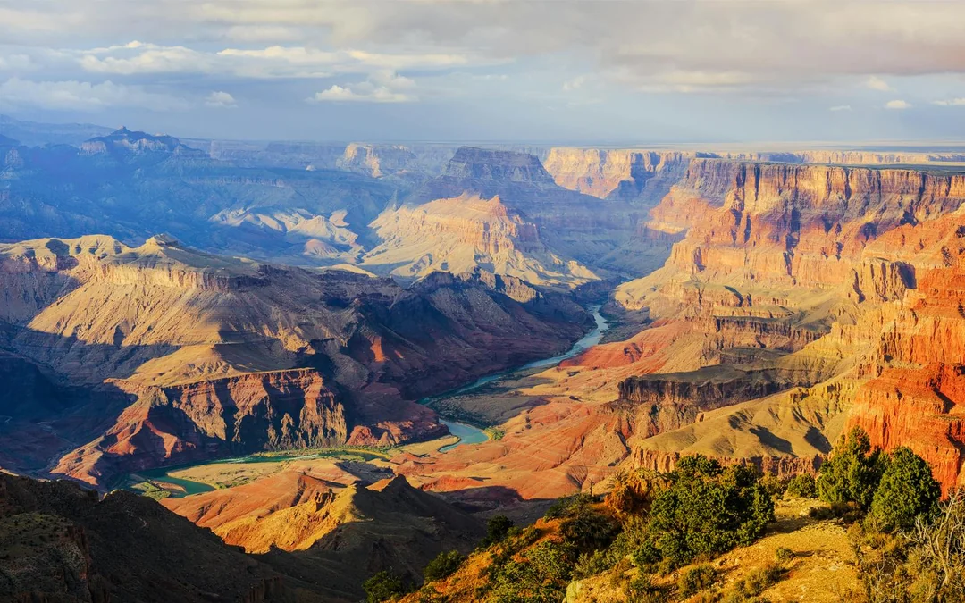45-min Grand Canyon National Park Helicopter Tour with Optional Hummer Tour Image 2