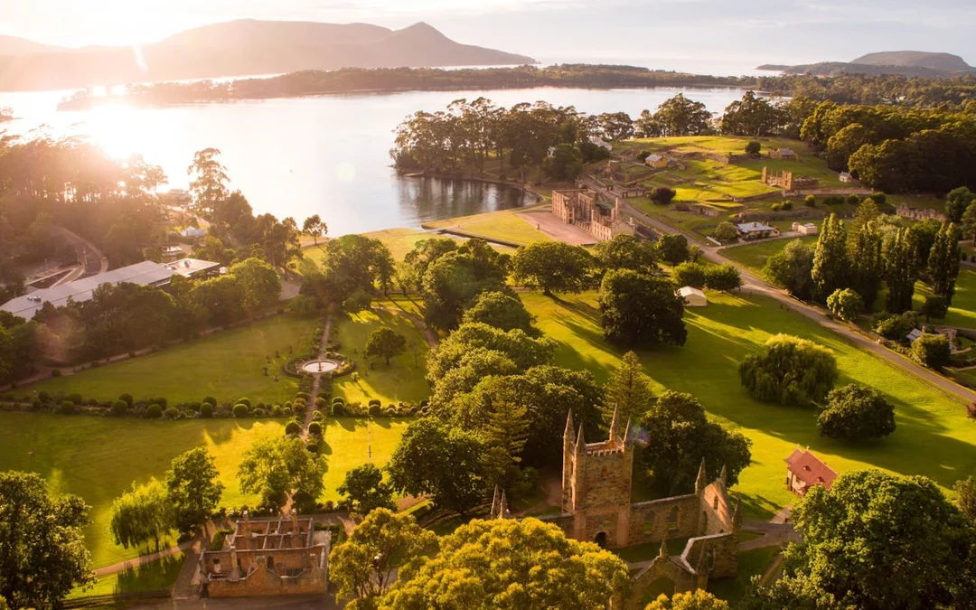 5 Day Island Icons Day Tour Bundle - Cradle Mountain, Winegl Image 3