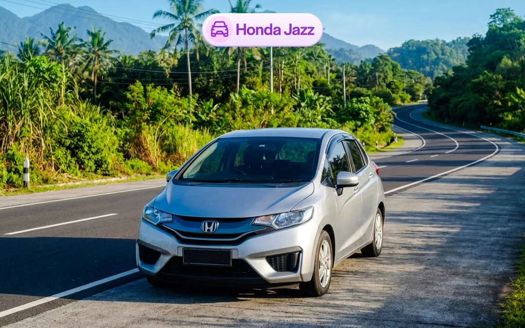 5 Seater Car (upto 4 pax + 1 driver) Image 5