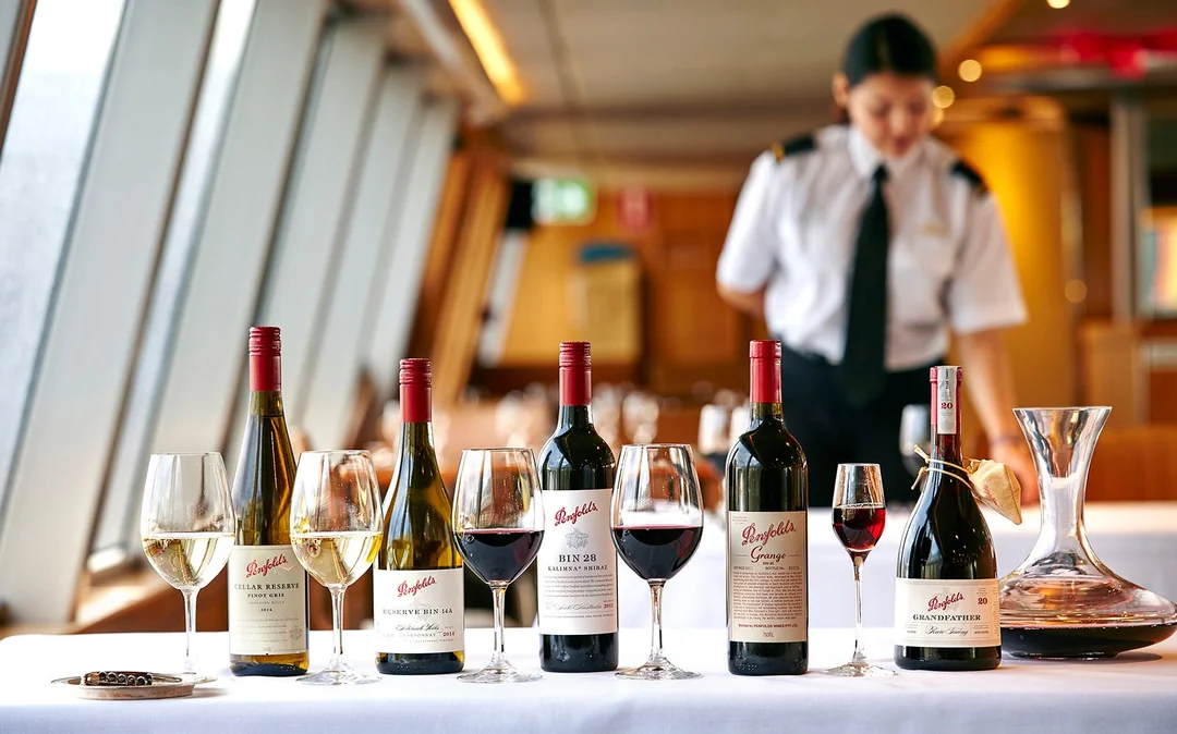 6-Course Gold Dinner Cruise Sydney Image 7