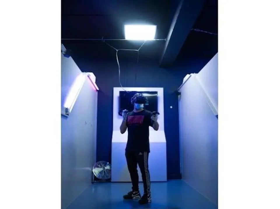 60-minute virtual reality game session