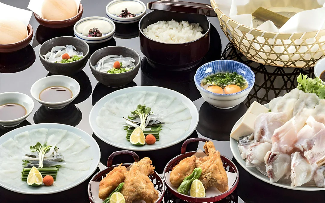 7-Course Pufferfish Meal at a Japanese Restaurant Image 1