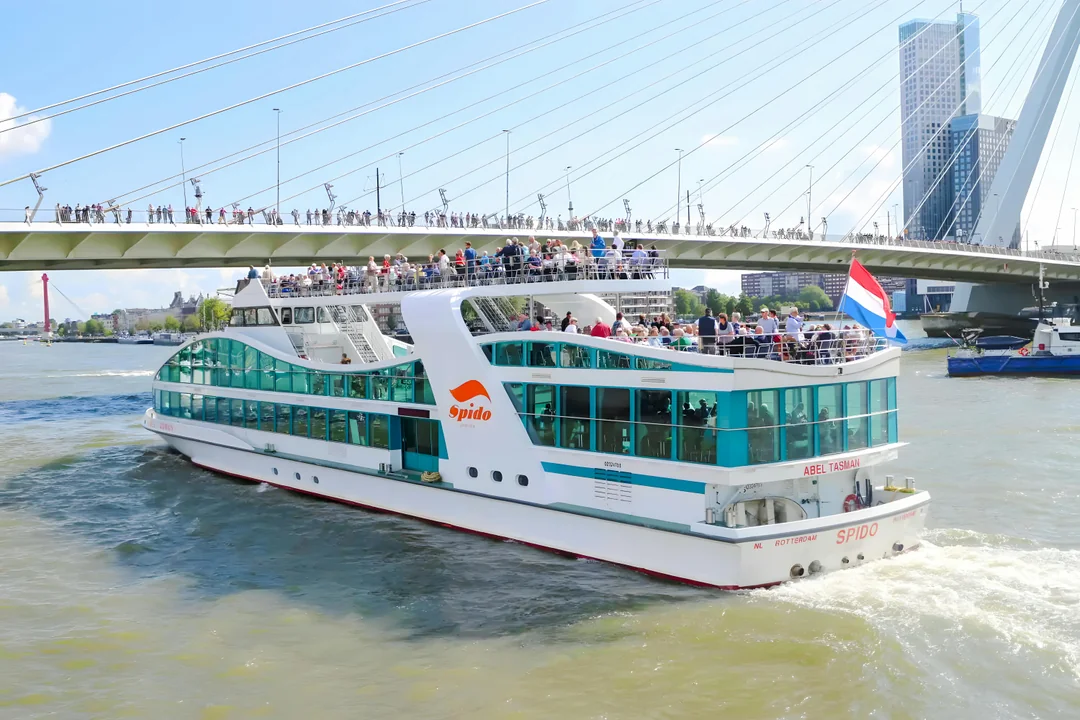 75-Min Rotterdam Harbor Sightseeing Cruise Image 2