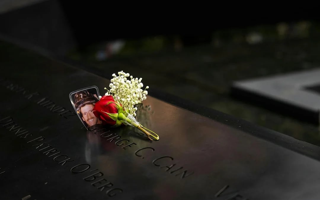 9/11 Memorial Guided Tour Image 3