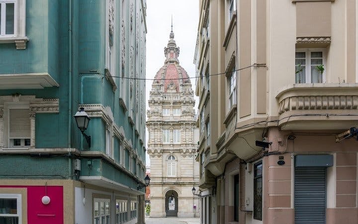A Coruña Self-Guided Walking Tour via Mobile App Image 1