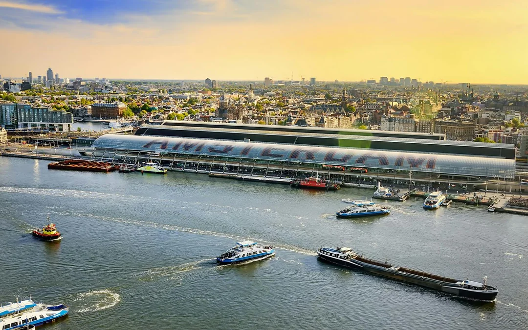 A'DAM Lookout Entry with Dining Options Image 5