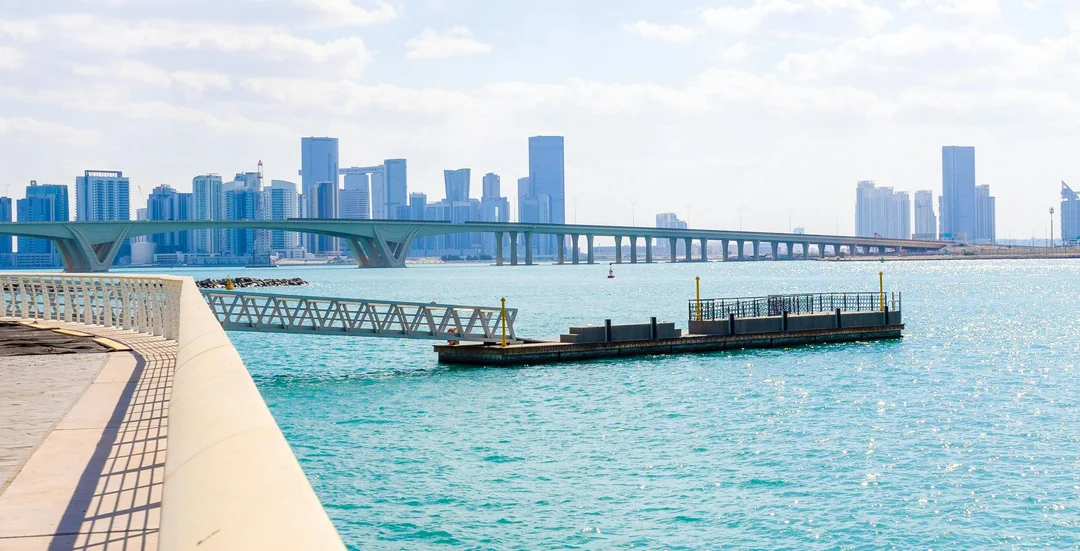 Abu Dhabi Full Day Tour with Lunch from Dubai Image 4