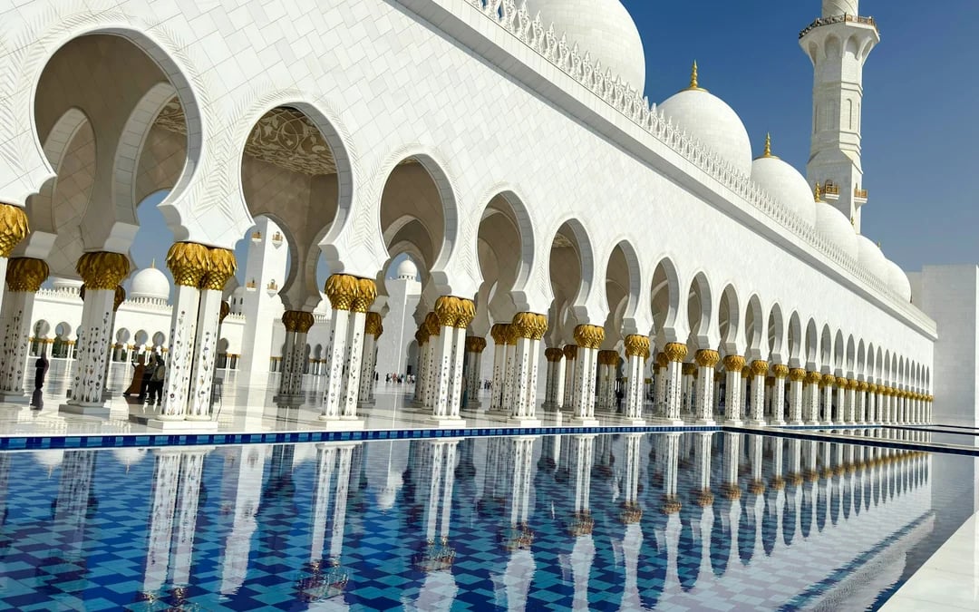 Abu Dhabi Private City Tour with Pickup from Dubai or Abu Dhabi and Sheikh Zayed Grand Mosque Entry Image 8